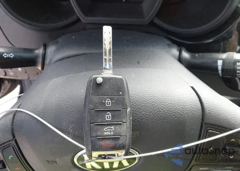 2017 Kia Rio Lx z USA, uszkodzony, nr VIN KNADM4A31H6106145